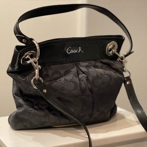 COACH blk cross body